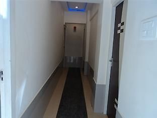Hotel Royal Palace Malad Luaran gambar